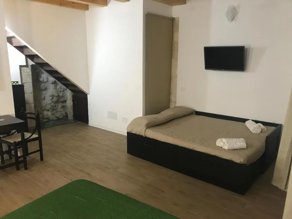 Decadracma rooms Syracuse Italia
