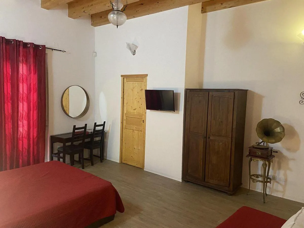 Decadracma Rooms Syracuse 0*,  Italia